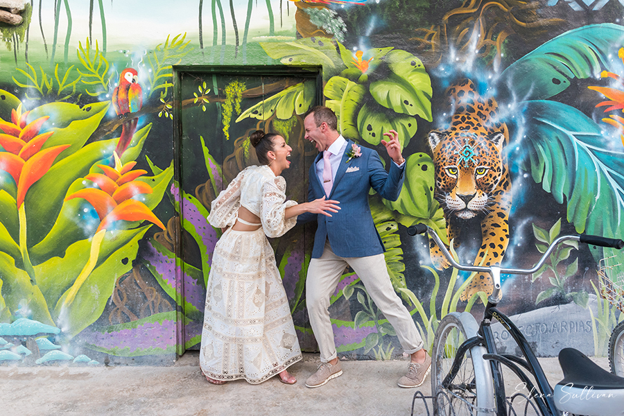 Holbox wedding pictures wall painting