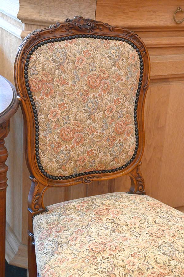 Antique Victorian Renaissance Revival-Walnut-Needlepoint-Parlor-Dining-Chair
