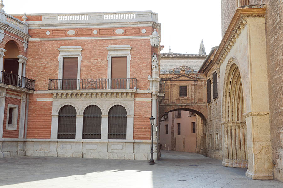 Catedral-Puerta del-Palau o de la Almoina