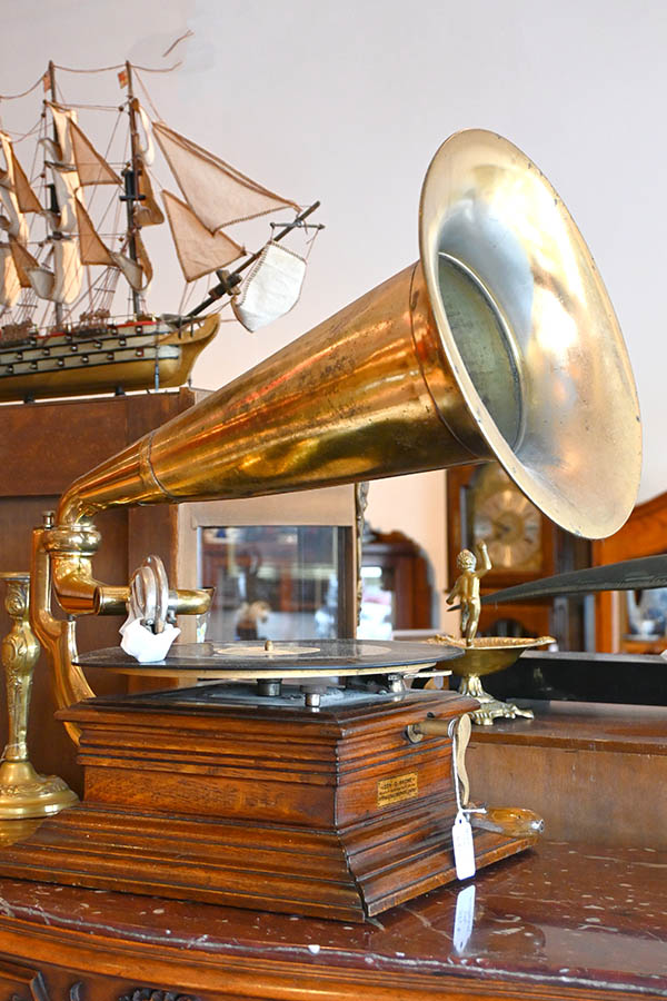 Phonographs- Gramophones