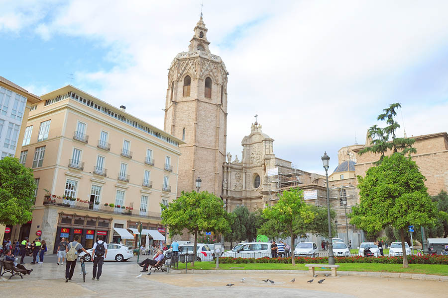 Plaza-de-la-Reina-Valencia