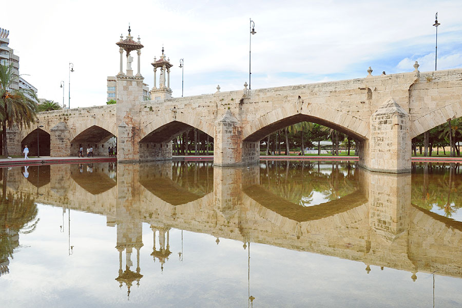 València-Pont-del-Mar-bridge-photo