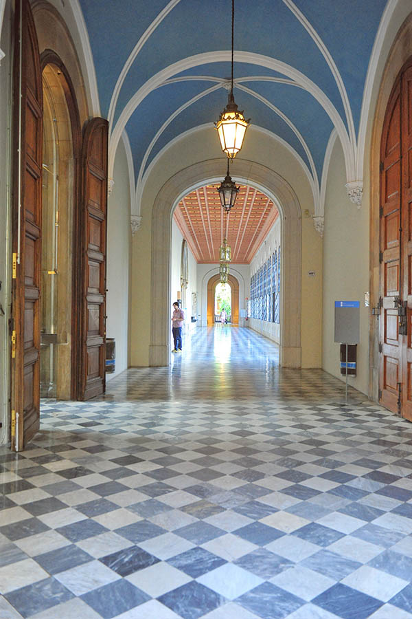 university-of-barcelona-architecture