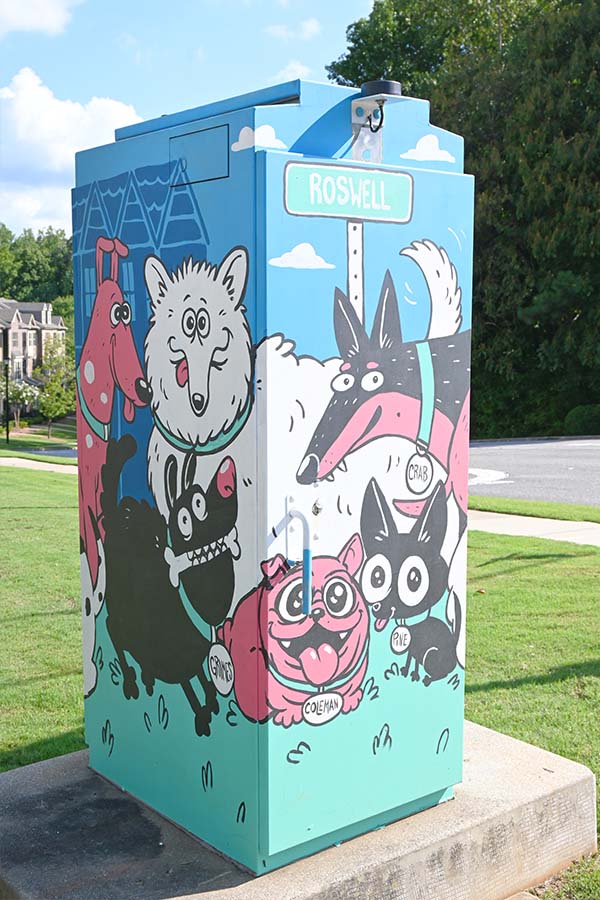 utiltiy-box-street-art-animals