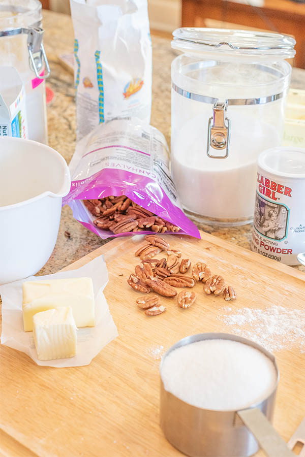 what-you-need-for-Senator-Cake-with-Meringue