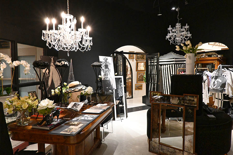 coco-chanel-vintage-clothing-fashion exhibition-in-atlanta
