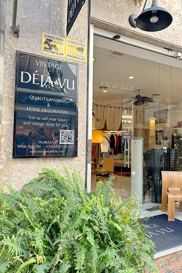 deja-vu-interiorvintage-store-marbella-spain