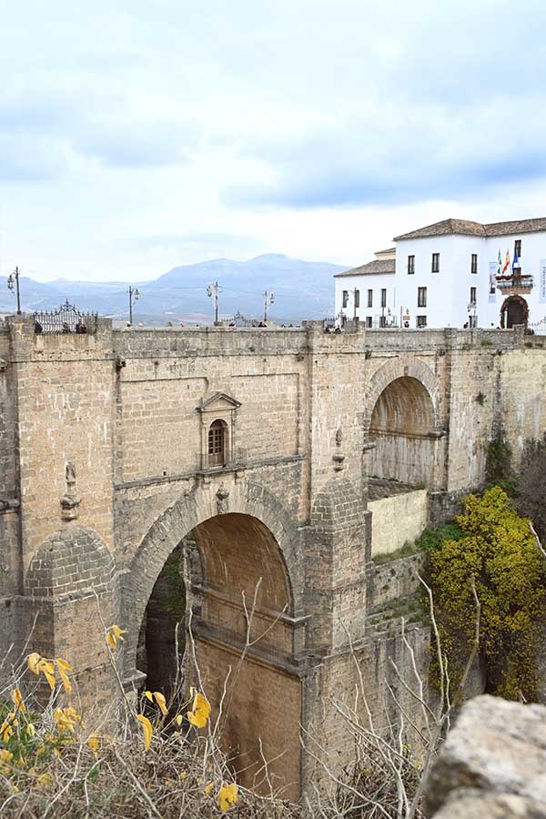 puente-nuevo-bridge-in-ronda-spain
