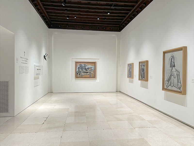white-room-with-paintings-by-pablo-picassso