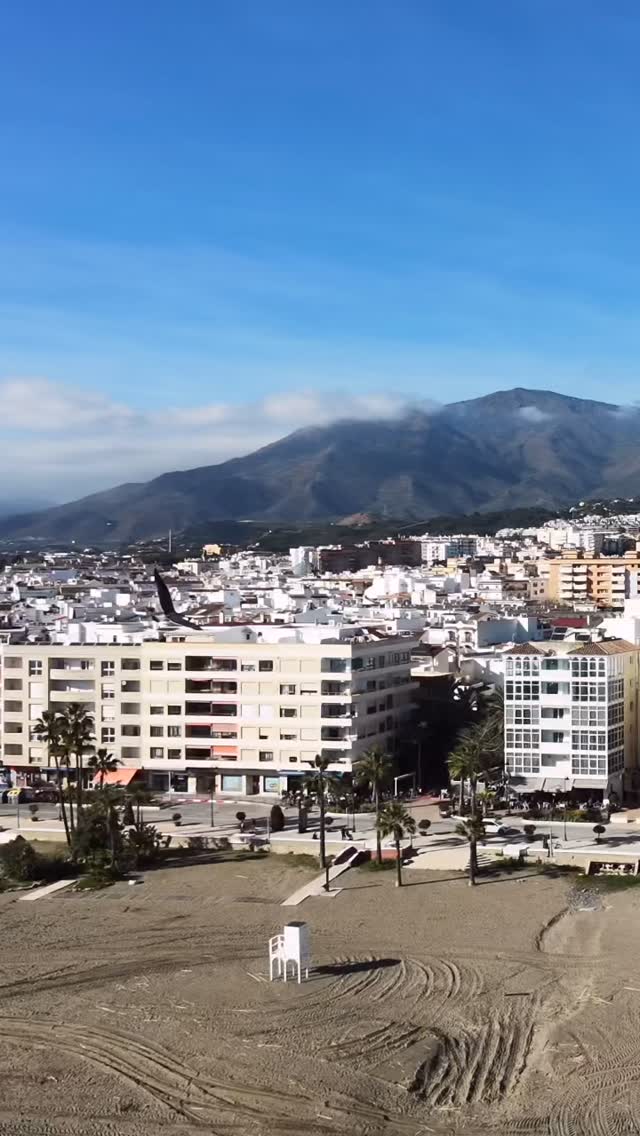 Somewhere along the Costa del Sol, between the sea and the mountains, sits Estepona, often called the “Garden of the Costa del Sol.”�And it truly lives up to the name. The old town is lined with colorful flower pots, bright streets, and carefully kept corners that feel both intentional and authentic. It’s one of those places where beauty feels intentional. Over the years, Estepona has blended its traditional Andalusian charm with seaside promenades, art murals, and open-air sculptures,  while still holding onto its fishing-town roots. You can feel it in the relaxed plazas and in the dramatic backdrop of the Sierra Bermeja mountains. Estepona blooms not only in its streets, but also on its plates, fresh, local, simple flavors that perfectly end a day by the sea.
#Spain #Estepona #travel #foodlover #visitspain
