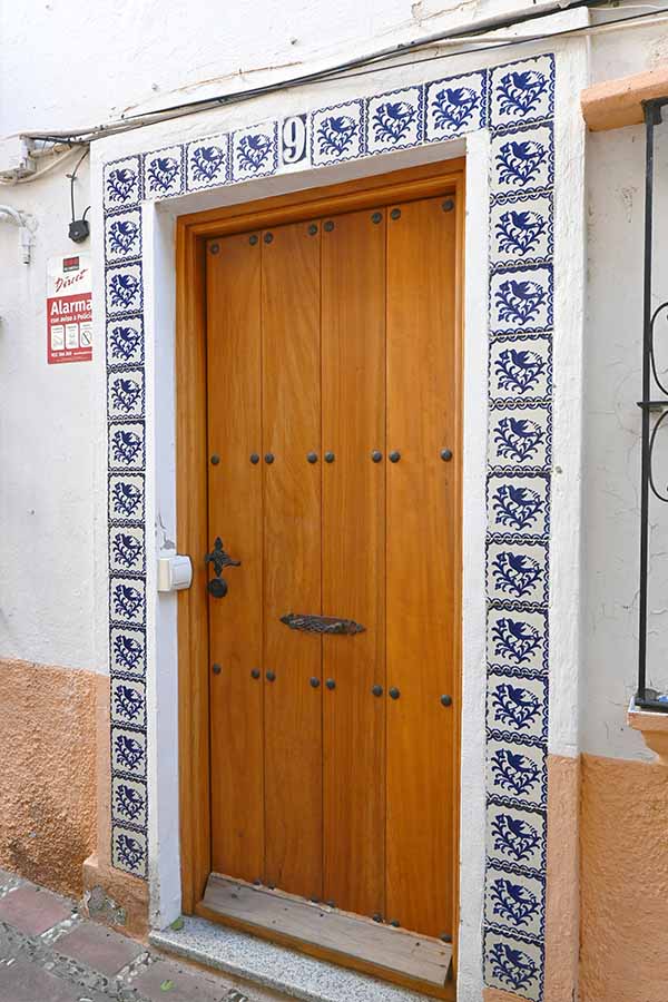 door-decorated-with-azulejos-marbella-spain