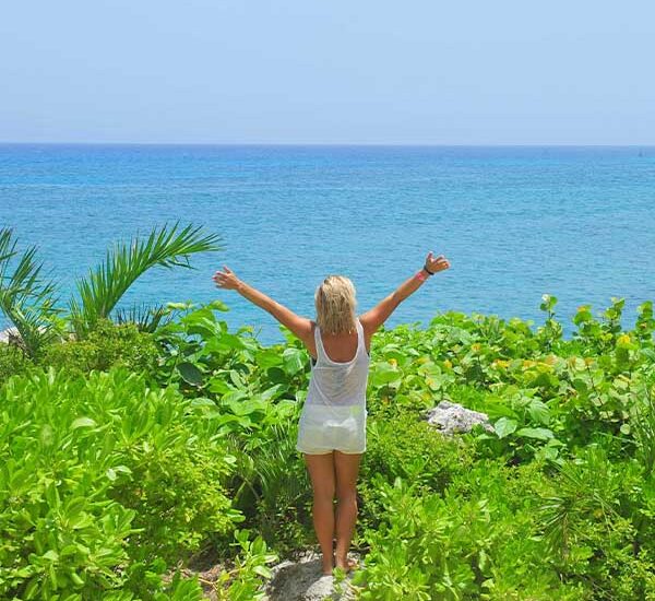 logo-solo-travel-guide