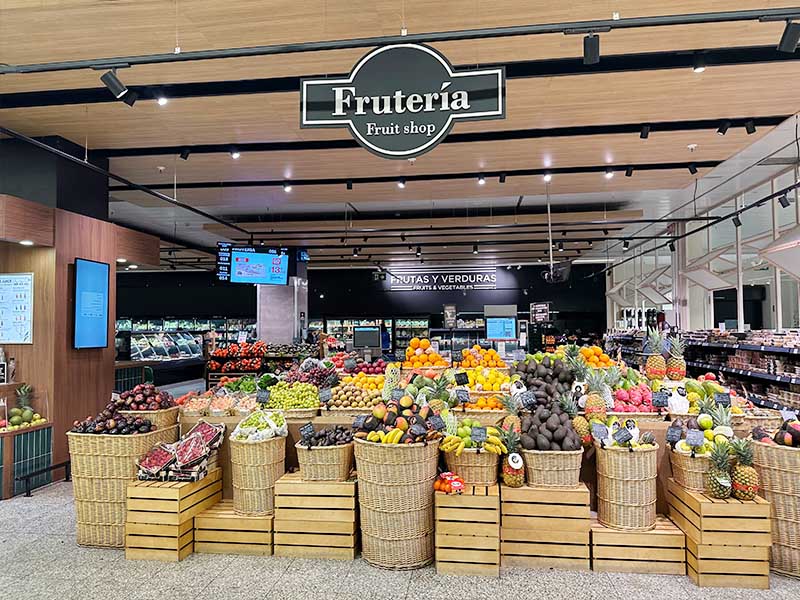 Fruit-shop-section-el-corte-ingles-spain