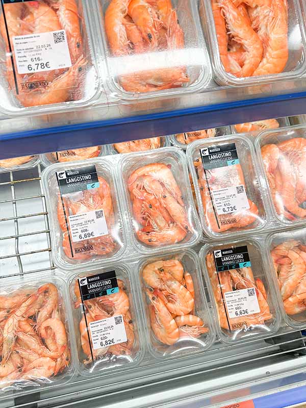 Packaged-cooked-prawns-plastic-trays-seafood