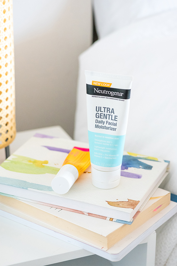 Skincare-routine-Ultra-Gentle-Daily-Face-Moisturizer-Neutrogena