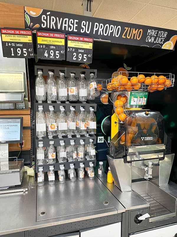 self-service-orange-juice-squeezer-machine