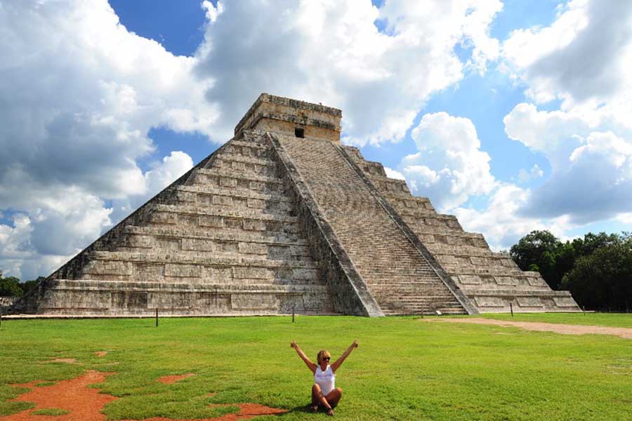 traveling-in-chicken-itza