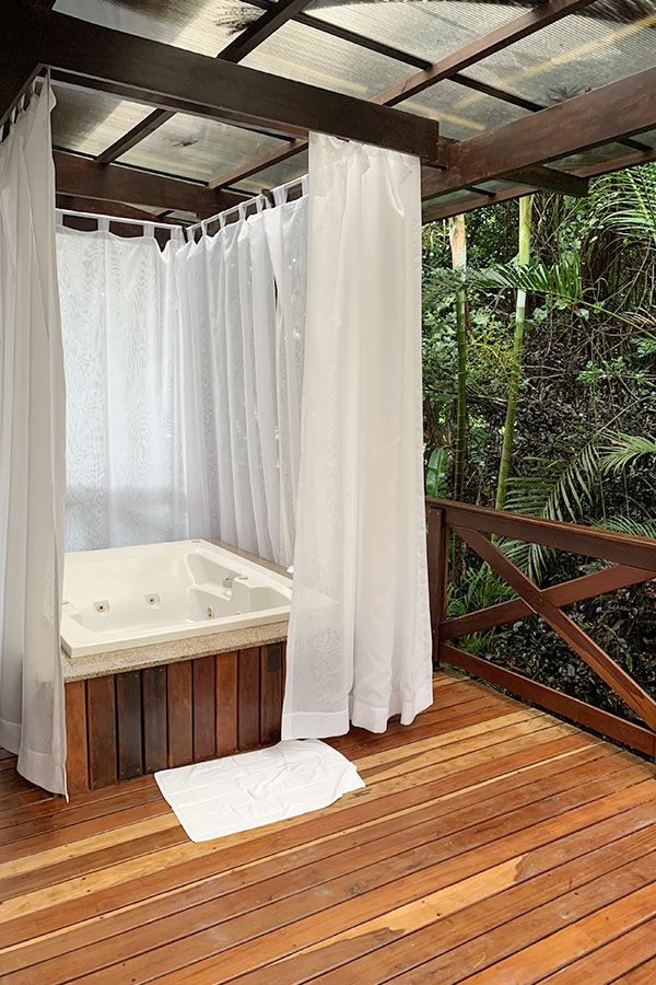 Private-outdoor-jacuzzi-canopy-curtains-Costa-Rica-luxury