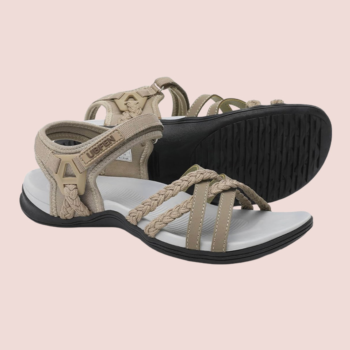 travelling-shooes-essential-comfotable