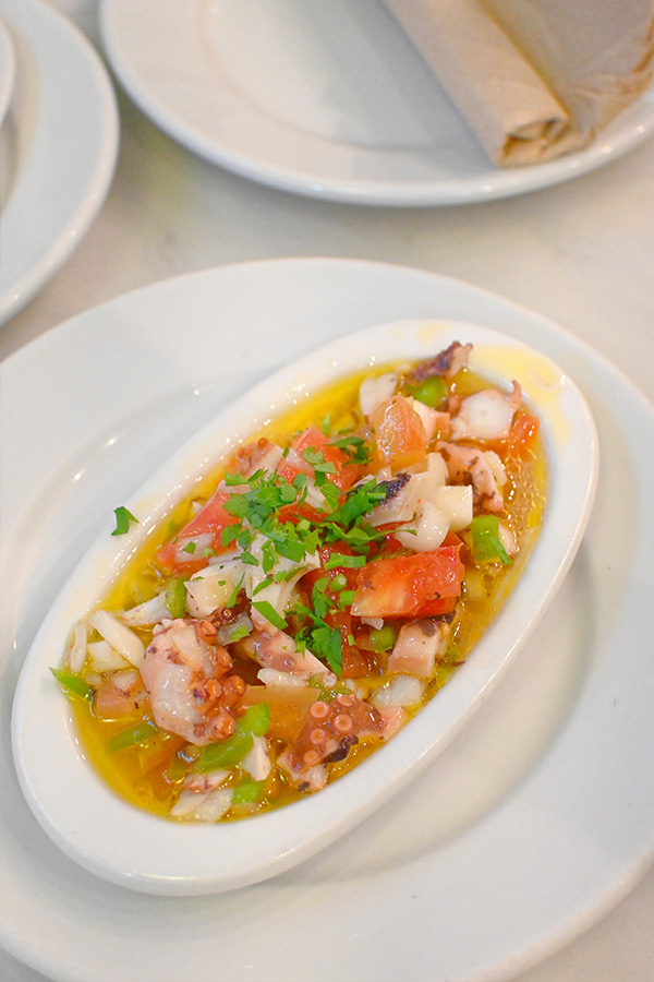 pulpo-salad-tapas-portion-in-bar