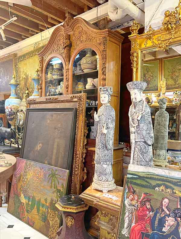 antiques-shop-gallery-marbella