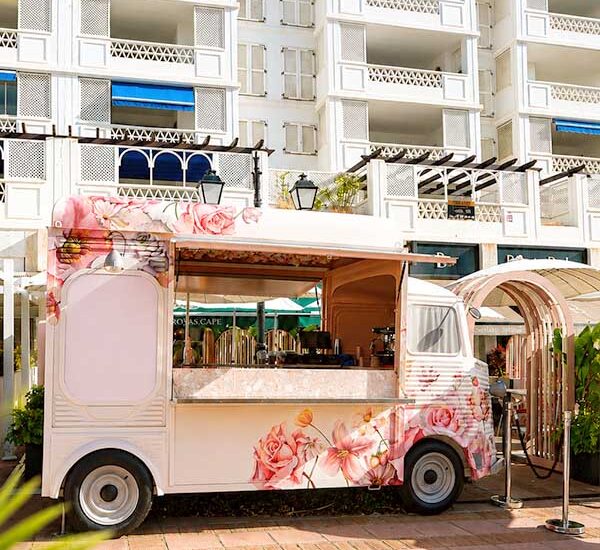 logo-insgtagram-worthy-cafes