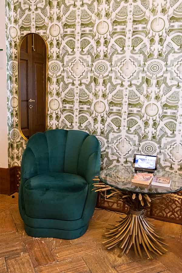 Green-velvet-shell-chair-wheat-sheaf-table-wallpaper-hotel-claude-marbella-spain-interior-design-boutique-hotel-design