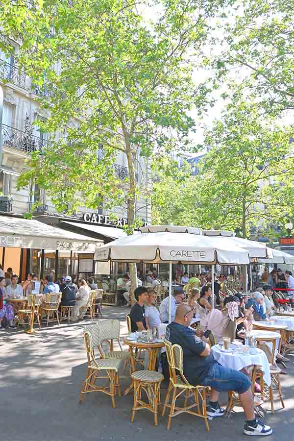 avoid-instagram-famous-cafes-paris
