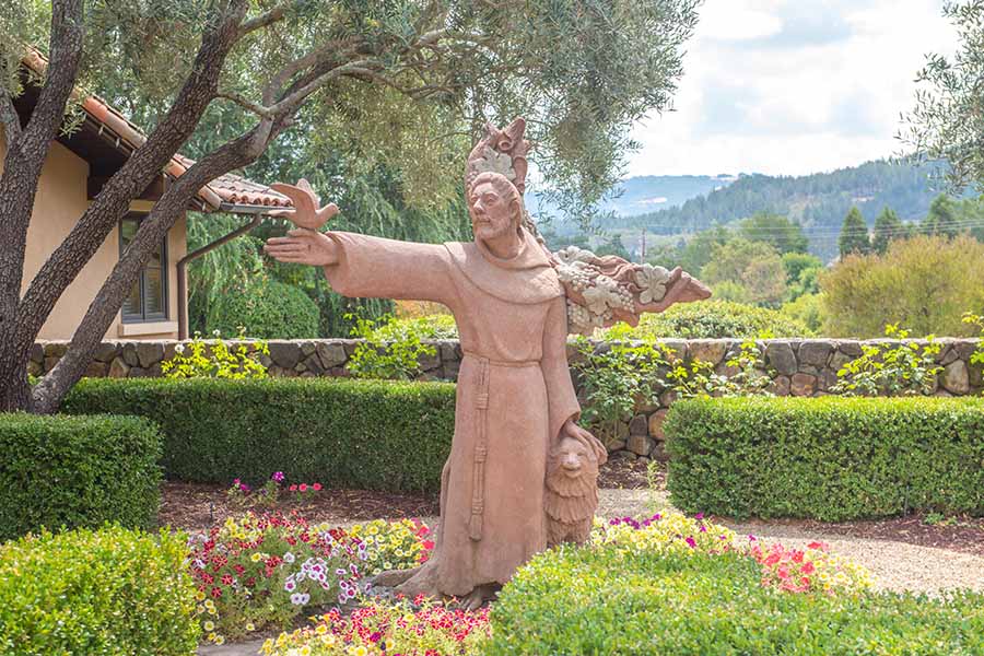st-francis-winery-and-vineyards-sonoma-valley-california-saint-francis-statue-garden-flowers